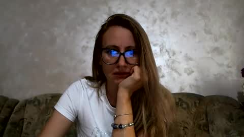 Melly online show from 07.24.26
