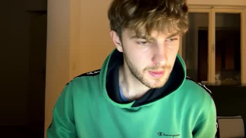 Snapshot of melodicass chatting on 12.11.24 Melodicass online show from 12.11.24