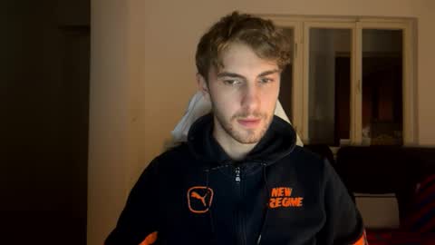 Snapshot of melodicass chatting on 12.12.24 Melodicass online show from 12.12.24