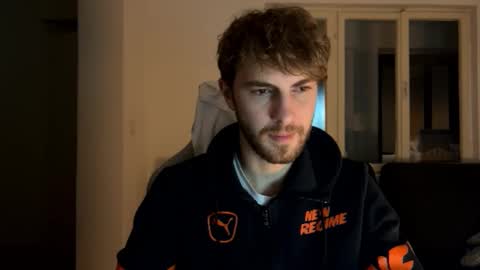 Snapshot of melodicass chatting on 12.24.24 Melodicass online show from 12.24.24