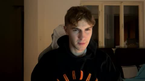 Snapshot of melodicass chatting on 12.28.24 Melodicass online show from 12.28.24