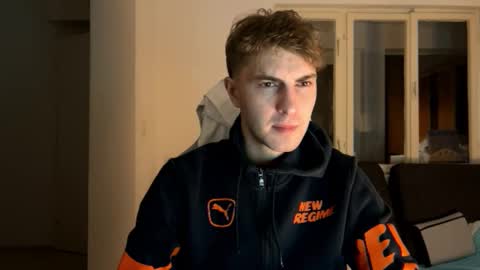 Snapshot of melodicass chatting on 12.29.24 Melodicass online show from 12.29.24