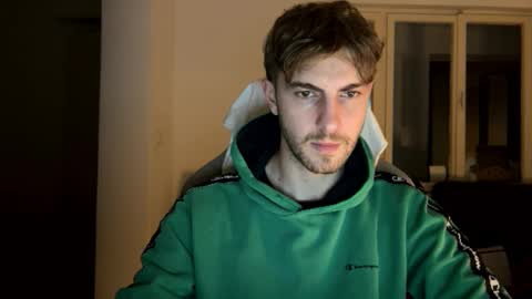 Snapshot of melodicass chatting on 01.12.25 Melodicass online show from 01.12.25