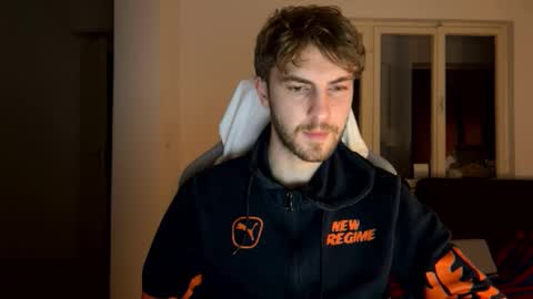 Snapshot of melodicass chatting on 01.25.25 Melodicass online show from 01.25.25