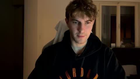 Snapshot of melodicass chatting on 02.02.25 Melodicass online show from 02.02.25