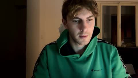 Snapshot of melodicass chatting on 02.04.25 Melodicass online show from 02.04.25