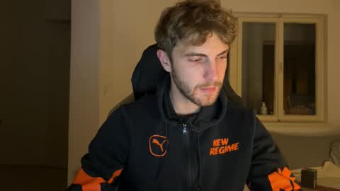 Snapshot of melodicass chatting on 10.27.25 Melodicass online show from 10.27.25