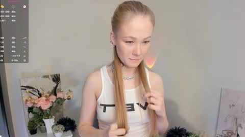 Snapshot of melodievejar chatting on 02.15.26 melodievejar online show from 02.15.26