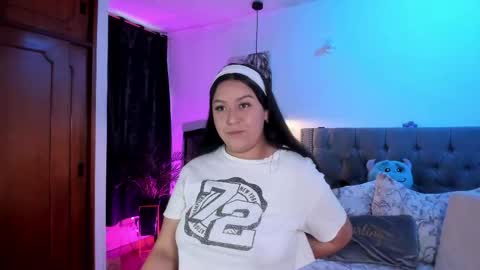  Leslie  online show from 02.12.26