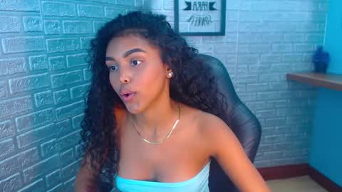 Snapshot of melody_stan chatting on 02.08.25 I AM MELODY online show from 02.08.25