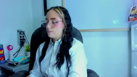 melodygirl__2 online show from 09.09.25