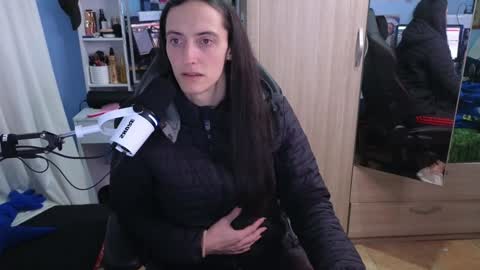 Snapshot of memikouki chatting on 01.16.25 Megumi Aina online show from 01.16.25