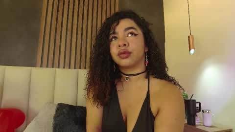 Snapshot of memphiswilliams chatting on 02.17.25 Memphis Williams online show from 02.17.25