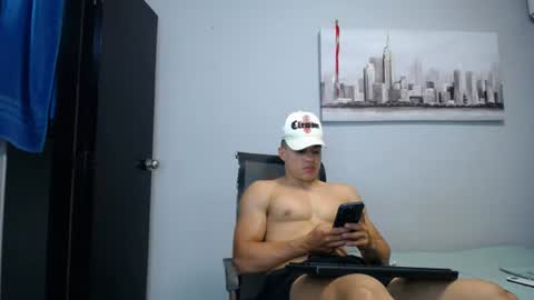 Snapshot of menxtop chatting on 07.17.26 Tony and David online show from 07.17.26