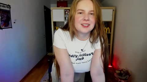 Flora  Next stream November 17th at 6  GMT online show from 04.13.26