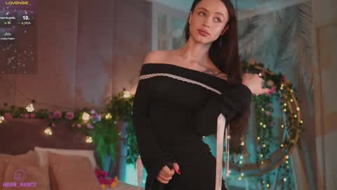 Heeyyooo Im Nans Subscribe to me I will be glad online show from 01.18.25