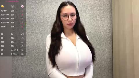 Snapshot of meowgirlye chatting on 02.24.26 Mona online show from 02.24.26