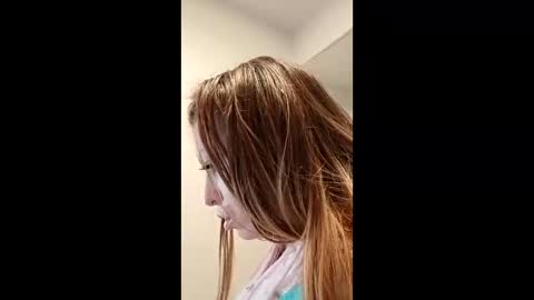 meowzers777 online show from 12.15.25