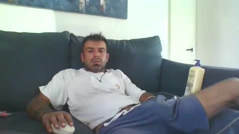 Mercedes190d online show from 10.21.25