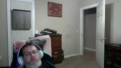 Snapshot of mercer1977 chatting on 05.11.26 mercer1977 online show from 05.11.26