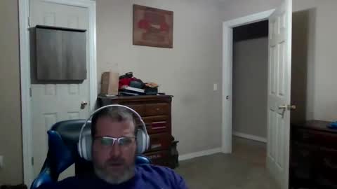 Snapshot of mercer1977 chatting on 05.21.26 mercer1977 online show from 05.21.26