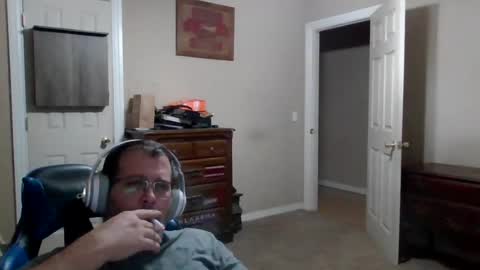 Snapshot of mercer1977 chatting on 07.16.26 mercer1977 online show from 07.16.26