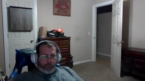 Snapshot of mercer1977 chatting on 08.01.26 mercer1977 online show from 08.01.26