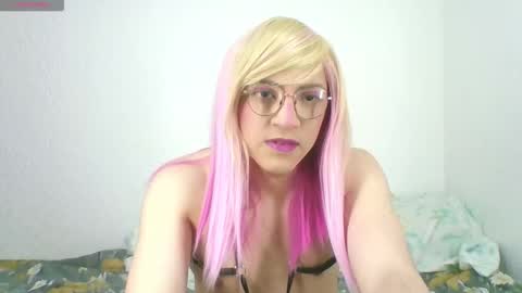 Snapshot of mercie_11 chatting on 10.29.25 MERCIE online show from 10.29.25