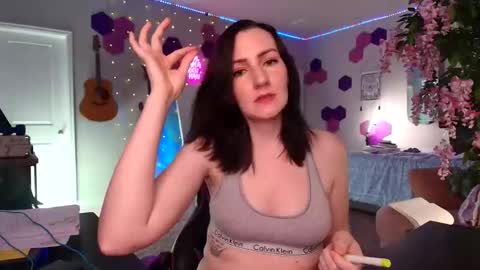 Meredith Bae online show from 03.31.26