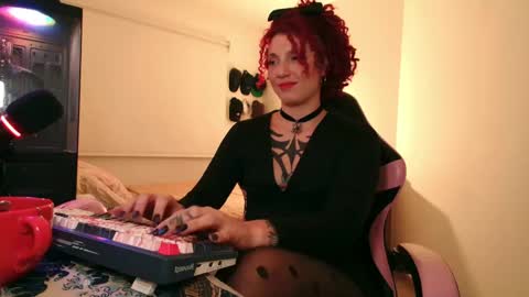 Miss Freckles online show from 05.19.26
