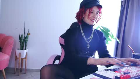 Miss Freckles online show from 07.05.26