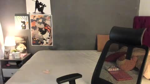 laura 3 i am independent model online show from 07.26.26
