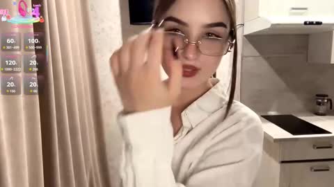 Rina online show from 10.31.25