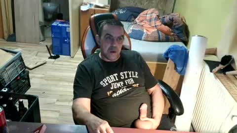 Snapshot of merkur32 chatting on 07.31.26 merkur32 online show from 07.31.26