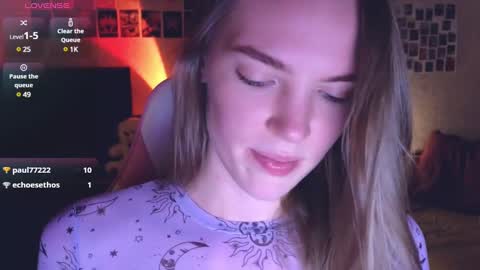 Snapshot of merry_dancers_ chatting on 01.16.25 Susan online show from 01.16.25