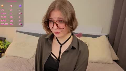 Marie online show from 03.04.26