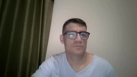 Snapshot of mersao chatting on 11.01.25 Nerd Latino online show from 11.01.25