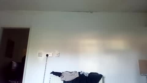 Alexismerton online show from 01.27.25