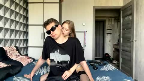 Snapshot of merycouple chatting on 06.10.26 Johnny and Hailey online show from 06.10.26