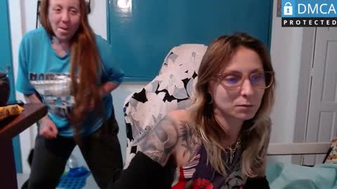 Snapshot of mesmerizing_tati333 chatting on 10.27.25 Tati Tatianna Venus online show from 10.27.25