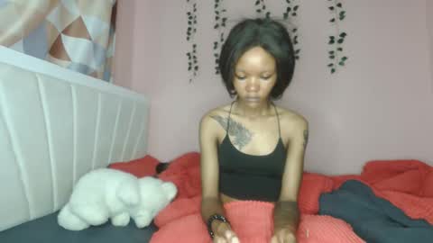 meggy and bree online show from 04.14.26