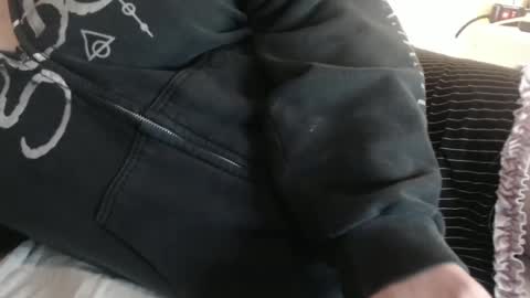 Snapshot of metalpocahotass chatting on 02.10.25 MetalPocahotass online show from 02.10.25