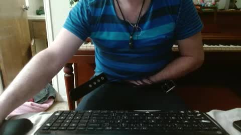 Snapshot of metalsharkk chatting on 01.31.25 metalsharkk online show from 01.31.25