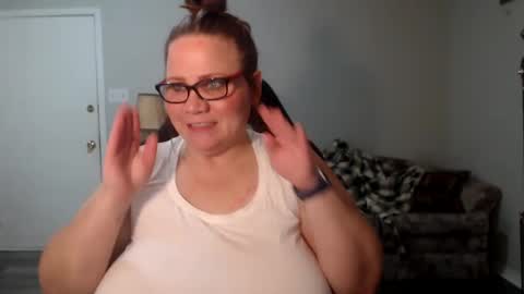 Mommy Jaxx online show from 12.20.24