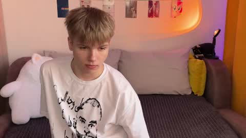 Arthur online show from 04.17.26