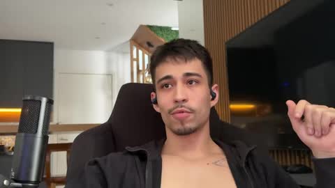 Snapshot of mettew22cm chatting on 06.03.26 mettew22cm online show from 06.03.26