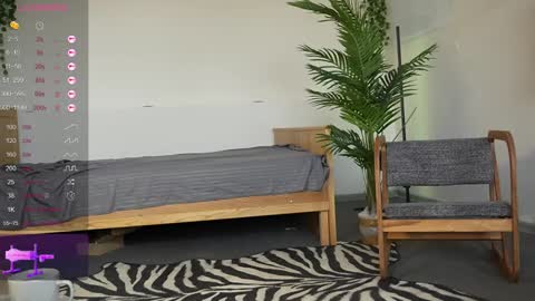 Stella online show from 02.27.25