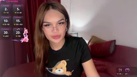 Snapshot of mhelly_x chatting on 07.06.26 mhelly_x online show from 07.06.26