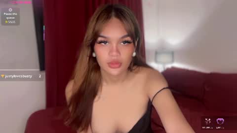 Snapshot of mhelly_x chatting on 07.29.26 mhelly_x online show from 07.29.26