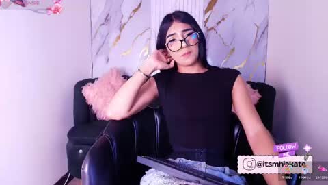 Mhia Kate online show from 06.18.26